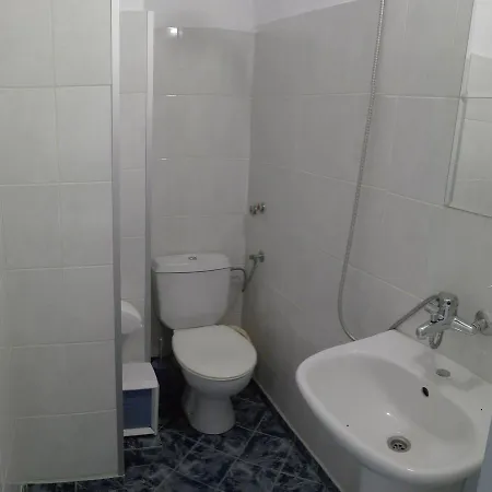 Πανσιόν Eleonor *