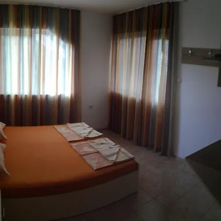 Πανσιόν Eleonor Byala (Varna)